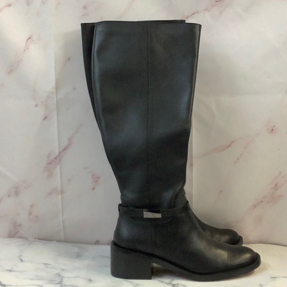 NWOT L.Paolo Black Knee High Leather Boot Size 8.5